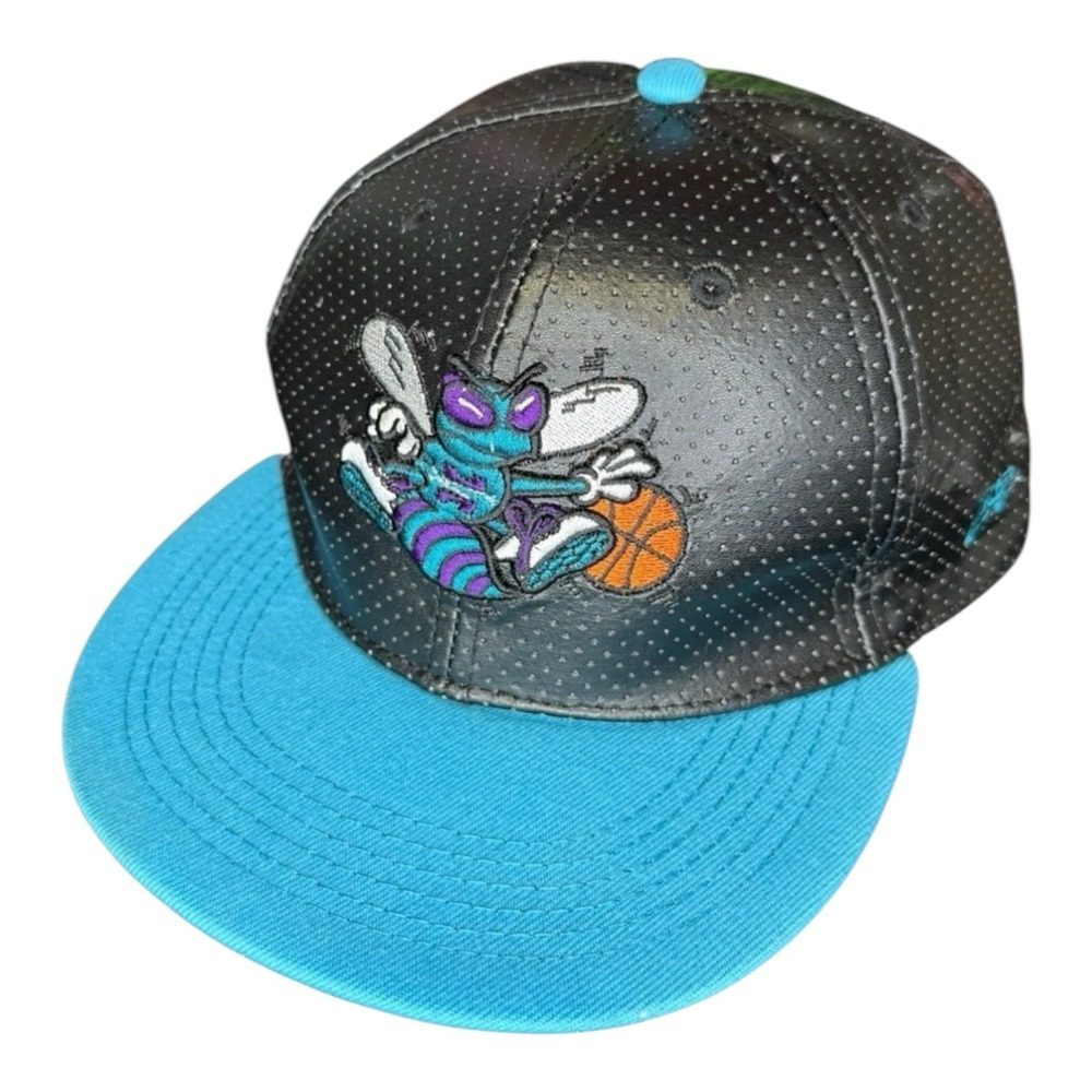 Vintage Charlotte Hornets Snapback Hat New Era Leather Teal NBA Cap